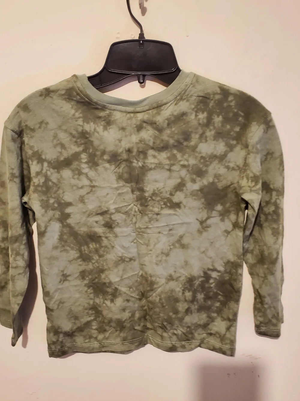 Kids Green Tie-Dye Long Sleeve Tee with Tree Graphic Size S